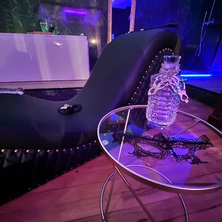 Caen, Tu M'aimes - Romantique